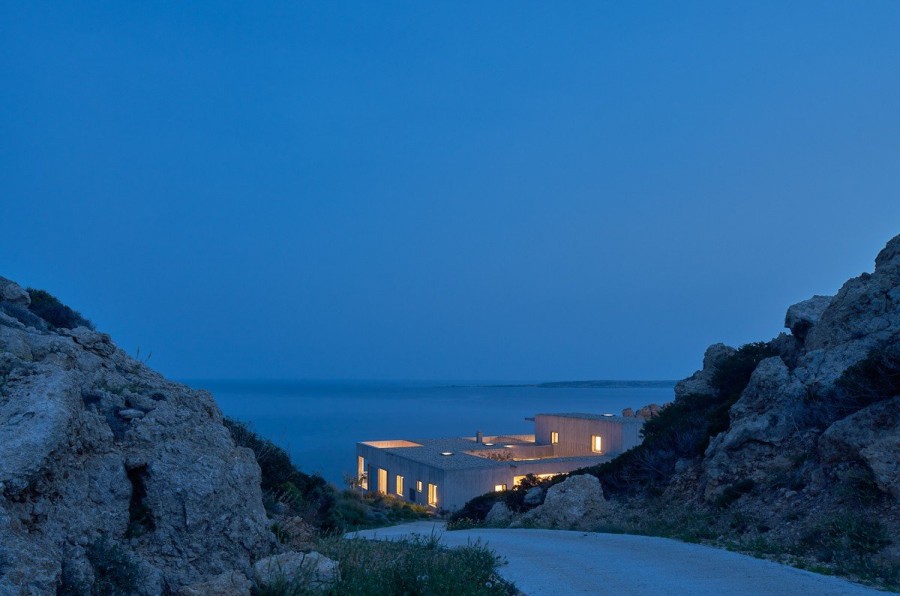 H κατοικία των windsurfers στην Κάρπαθο που κάνει τον γύρο του κόσμου- Φωτογραφία 7