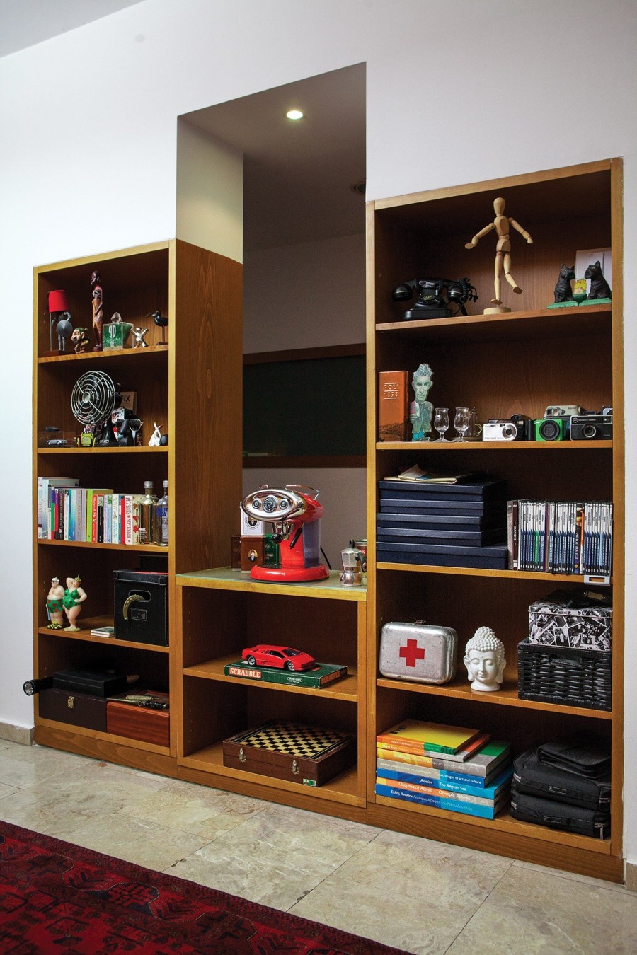 Ο Γιώργος Σιμόπουλος μας ξεναγεί στον υπέροχο κόσμο του ιδιαίτερης αισθητικής- Φωτογραφία 6