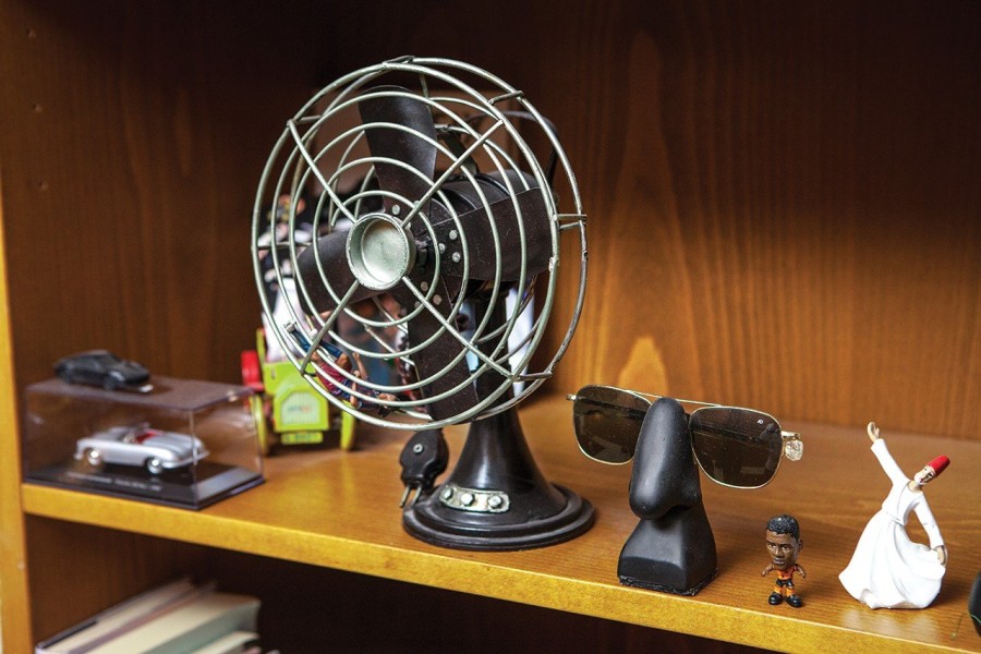 Ο Γιώργος Σιμόπουλος μας ξεναγεί στον υπέροχο κόσμο του ιδιαίτερης αισθητικής- Φωτογραφία 8