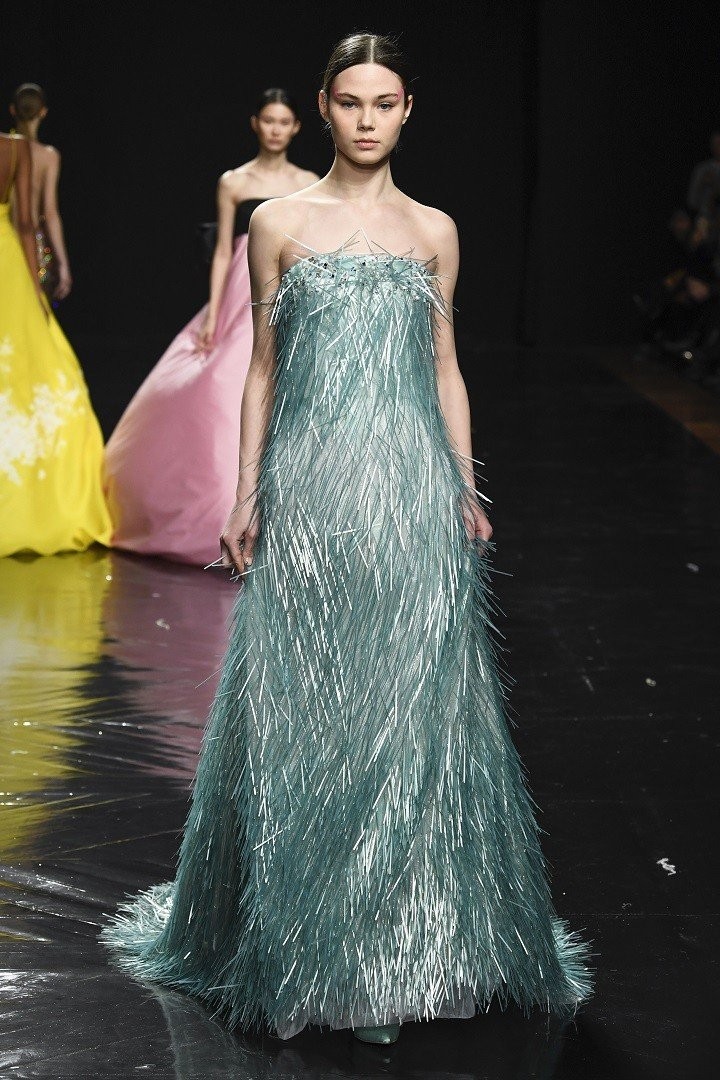 Χρώματα και κομψότητα στο Celia Kritharioti Couture show στο Παρίσι- Φωτογραφία 6