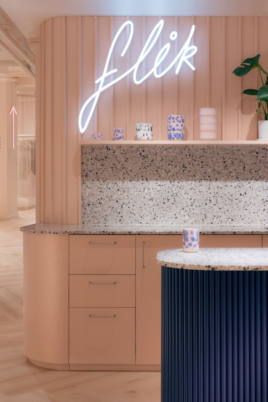 Ένα μινιμαλιστικό fashion concept store στη Στοκχόλμη που θα σας εντυπωσιάσει- Φωτογραφία 2