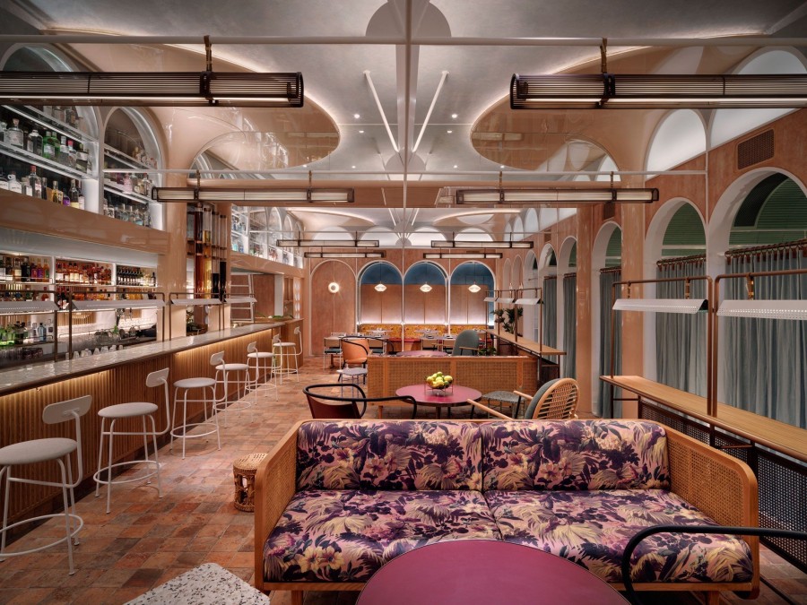 Ένα απίθανο εστιατόριο στο Hong Kong με αγγλική νοοτροπία και μυστήριο- Φωτογραφία 1