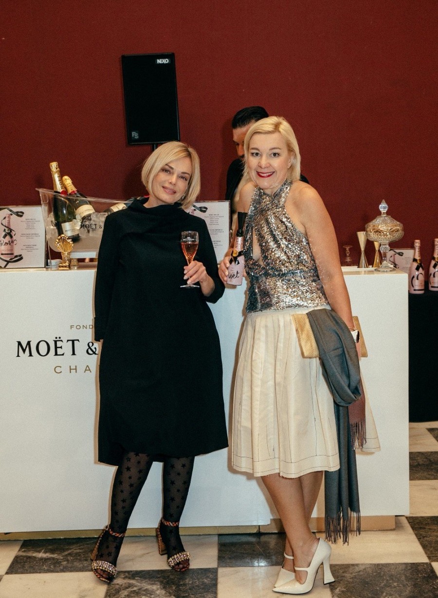 Το φιλανθρωπικό γεύμα του ΜΑΝΑ με επίδειξη της Celia Kritharioti- Φωτογραφία 12