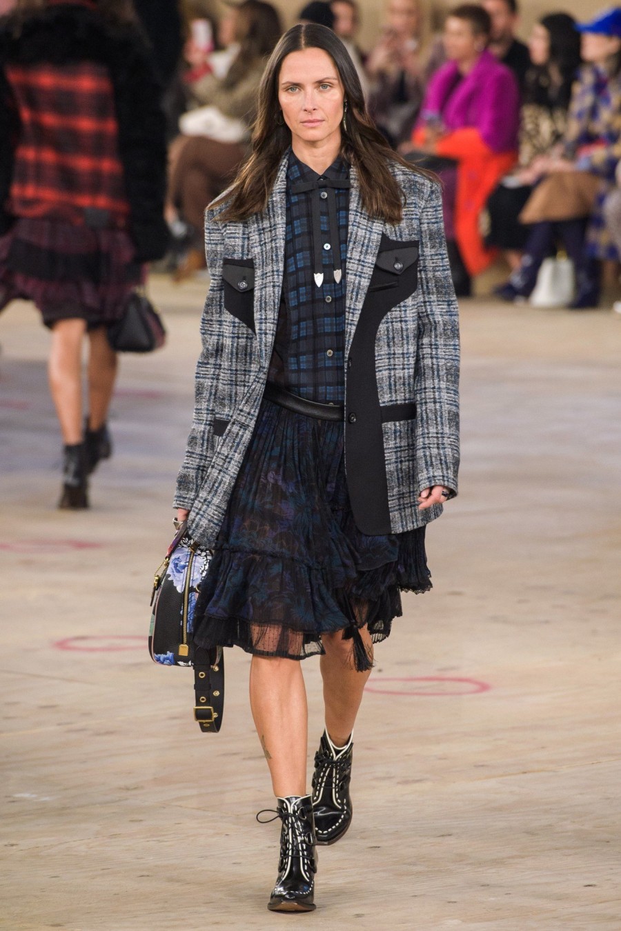 NYFW: 5 collections που έκλεψαν τις εντυπώσεις με την αισθητική τους- Φωτογραφία 18