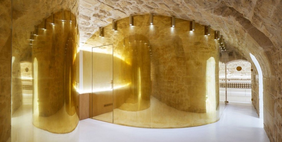 Μια ολόχρυση μπουτίκ ιαπωνικού cosmetic brand στο Παρίσι που θα σας μαγέψει- Φωτογραφία 1