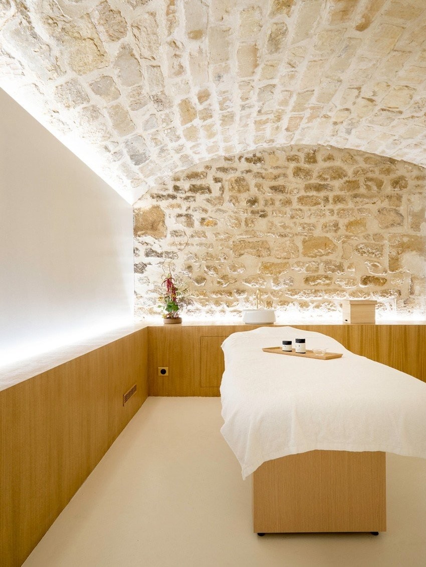 Μια ολόχρυση μπουτίκ ιαπωνικού cosmetic brand στο Παρίσι που θα σας μαγέψει- Φωτογραφία 5