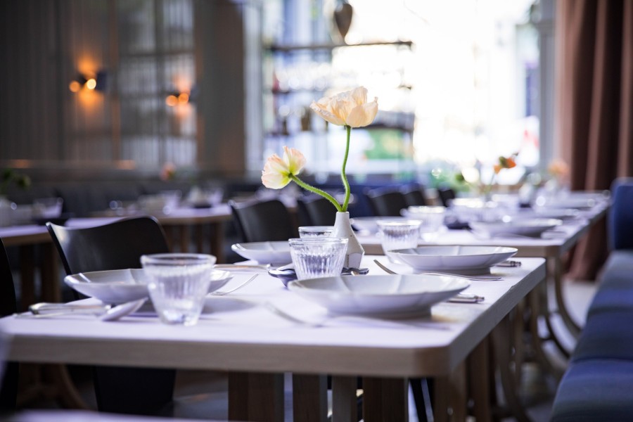 Ένα εστιατόριο στη Νέα Υόρκη που μοιάζει με κήπο θα σας συναρπάσει- Φωτογραφία 4