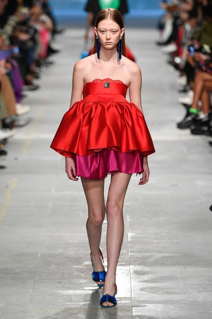 London Fashion Week: 4 εκθαμβωτικά catwalks που έκλεψαν τις εντυπώσεις- Φωτογραφία 18