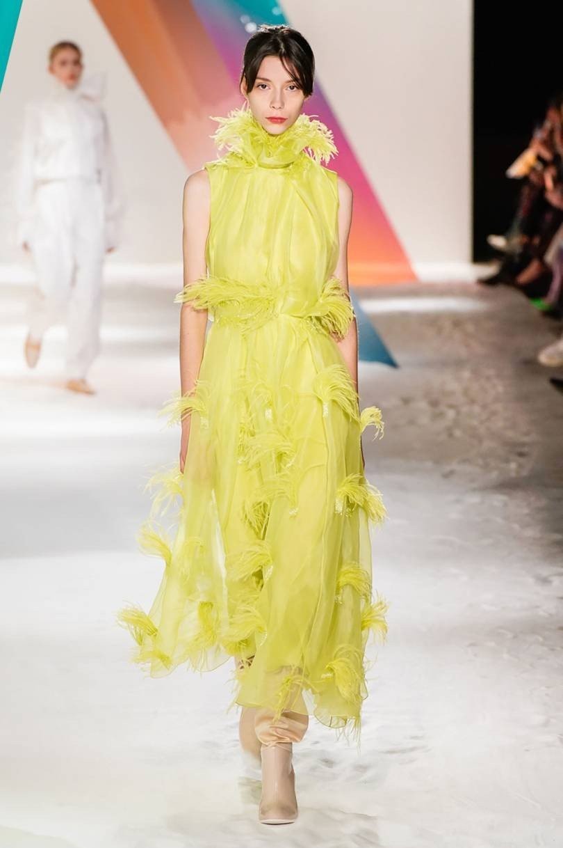 London Fashion Week: 4 εκθαμβωτικά catwalks που έκλεψαν τις εντυπώσεις- Φωτογραφία 1