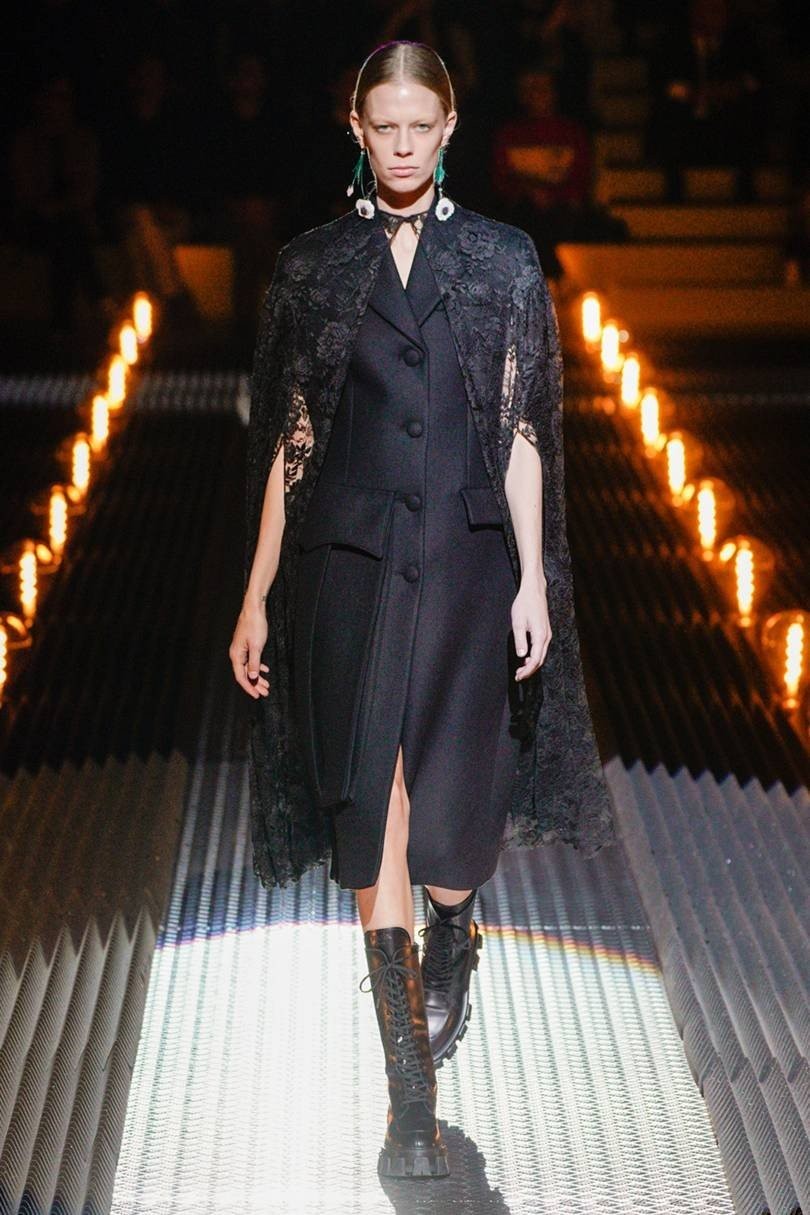 MFW: Εντυπωσιακά shows που έκλεψαν τις εντυπώσεις- Φωτογραφία 2