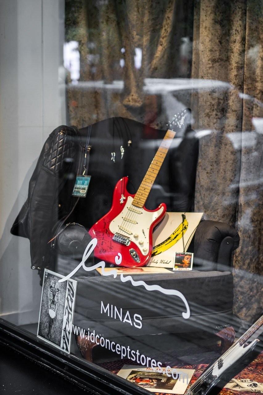 Το i-D Concept Store στο Κολωνάκι φιλοξένησε το pop up του designer Minas- Φωτογραφία 2