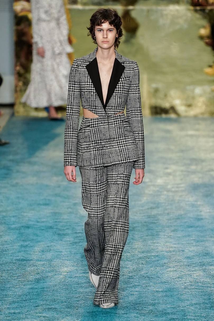 NYFW: Όσα ξεχωρίσαμε σε 5 autumn/winter 2019 ready to wear επιδείξεις μόδας - Φωτογραφία 17