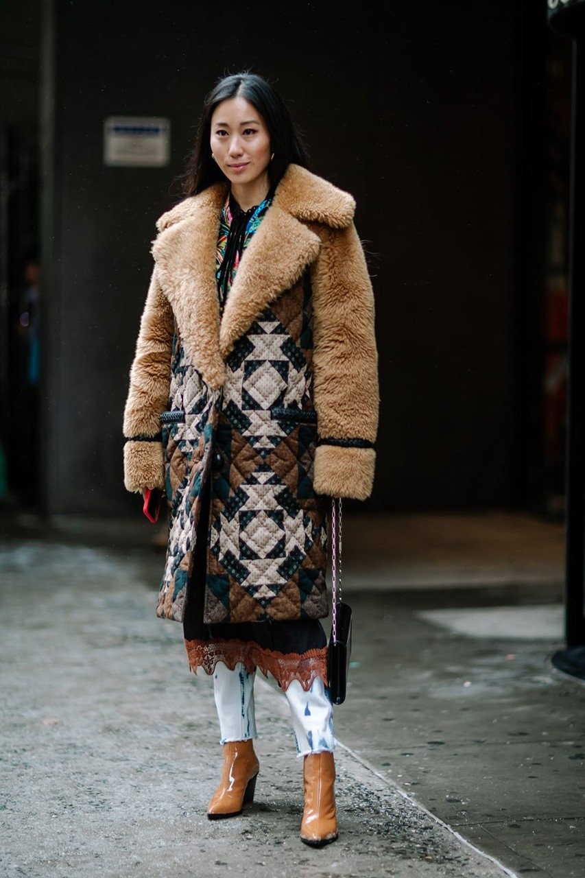 Street style looks από την Εβδομάδα Μόδας της Νέας Υόρκης- Φωτογραφία 90