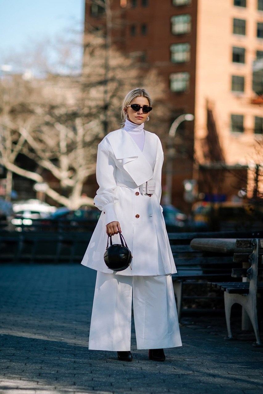 Street style looks από την Εβδομάδα Μόδας της Νέας Υόρκης- Φωτογραφία 48