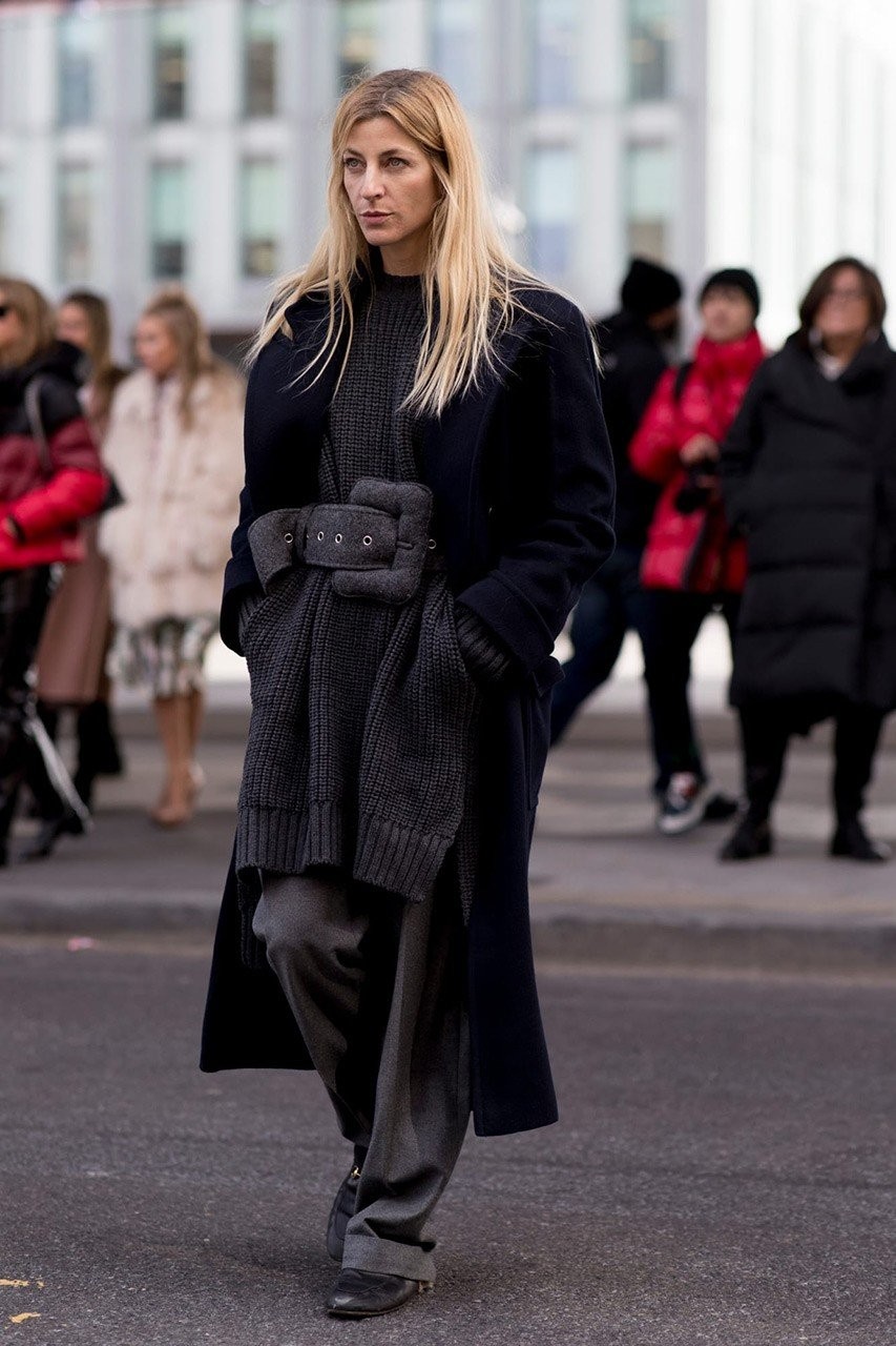 Street style looks από την Εβδομάδα Μόδας της Νέας Υόρκης- Φωτογραφία 66