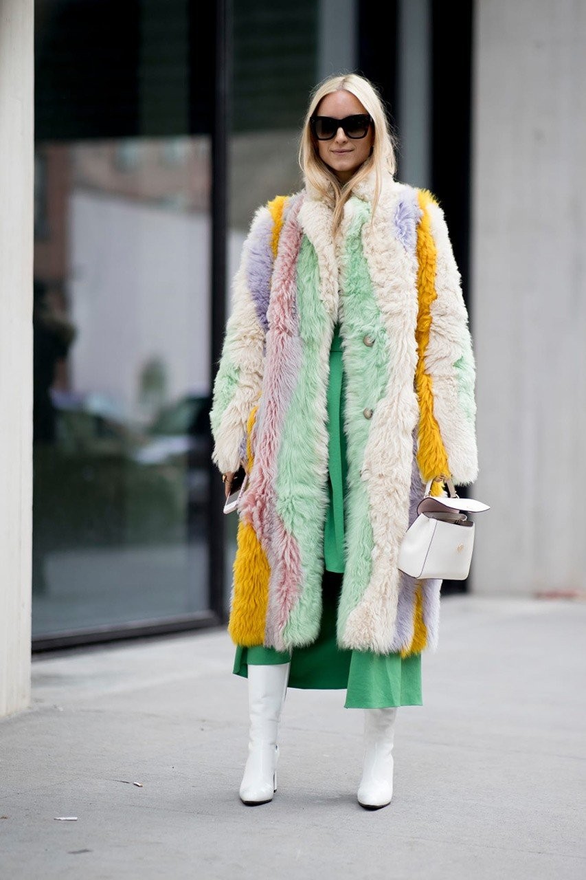 Street style looks από την Εβδομάδα Μόδας της Νέας Υόρκης- Φωτογραφία 67