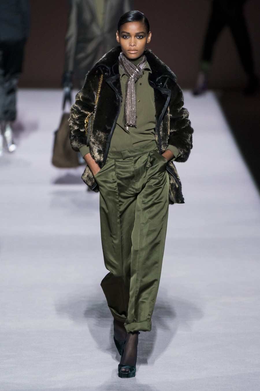 NYFW: Ο Tom Ford έστειλε μήνυμα αισιοδοξίας μέσα από την πασαρέλα του- Φωτογραφία 7