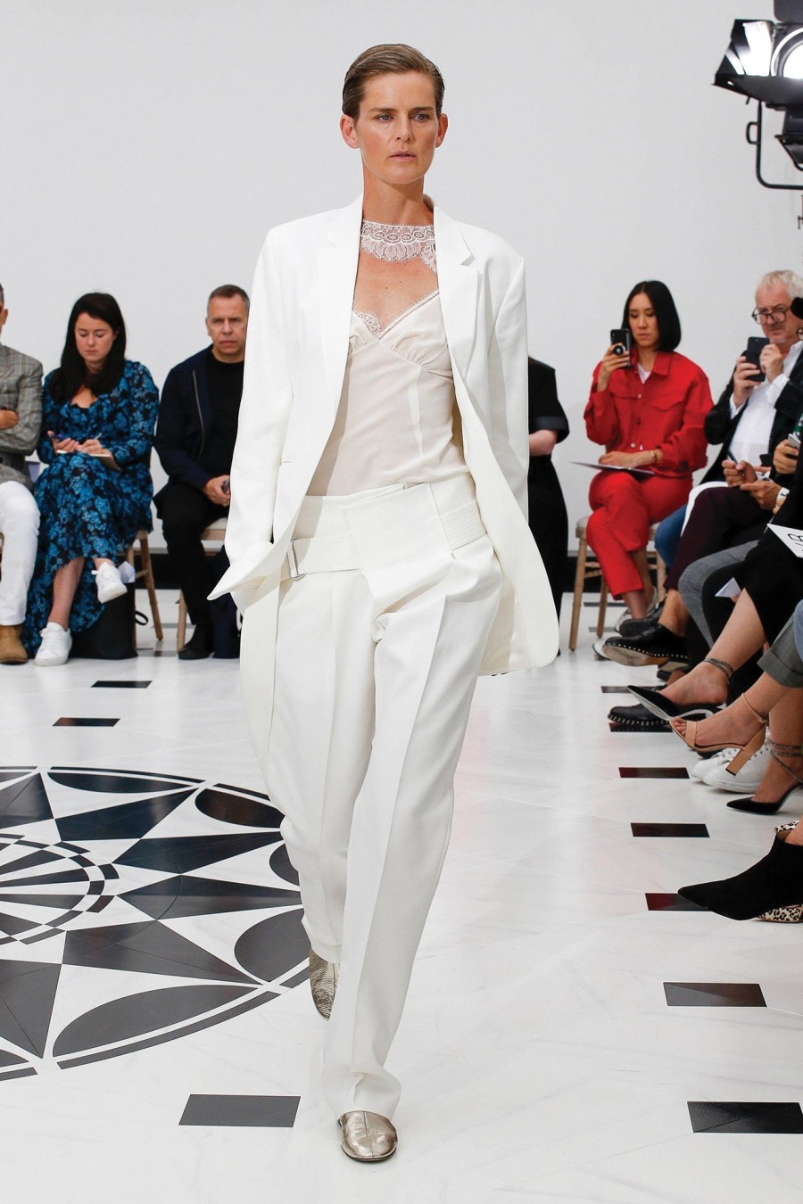 13 ανοιξιάτικα trends που θα ανανεώσουν την ντουλάπα σας- Φωτογραφία 1