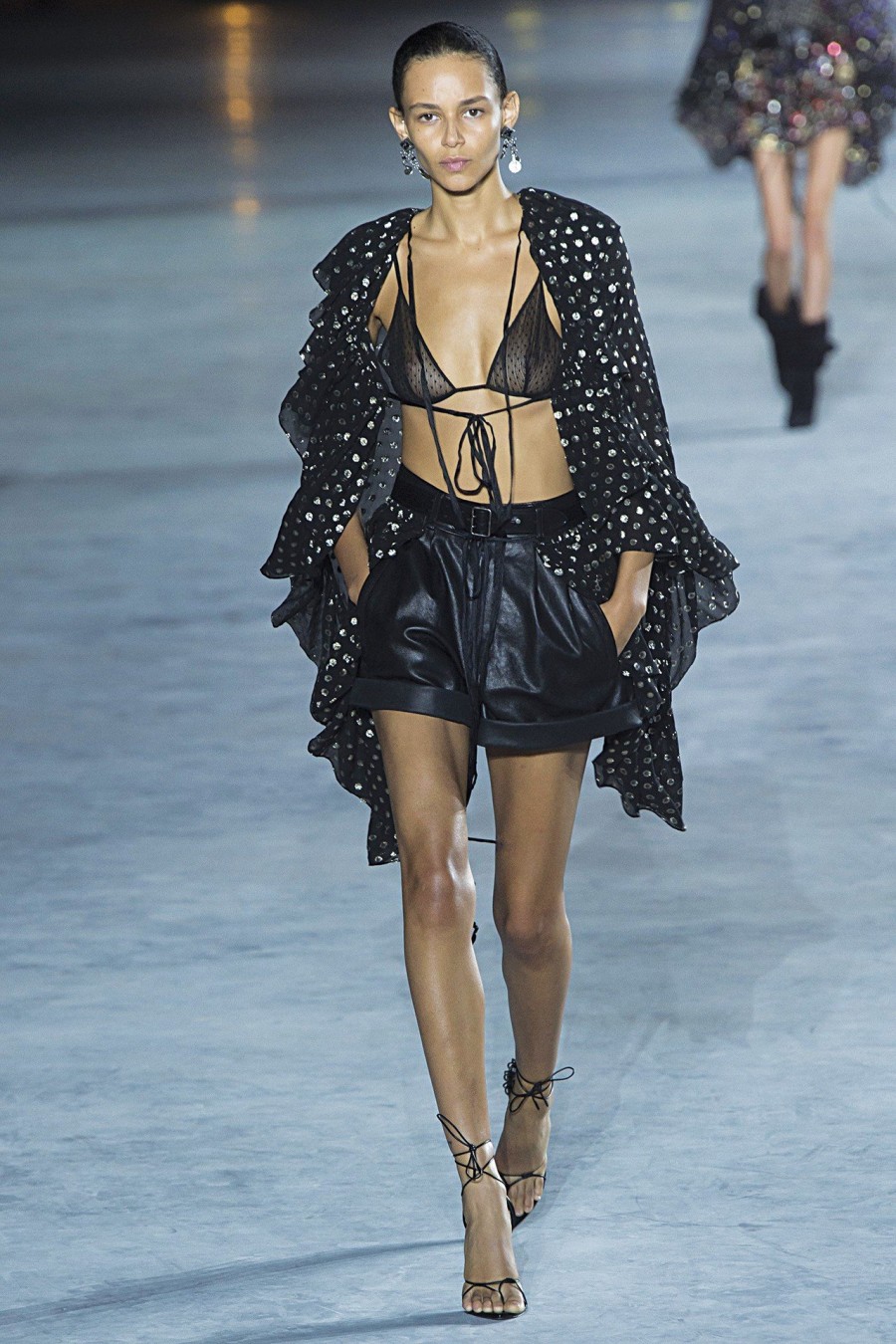 13 ανοιξιάτικα trends που θα ανανεώσουν την ντουλάπα σας- Φωτογραφία 2