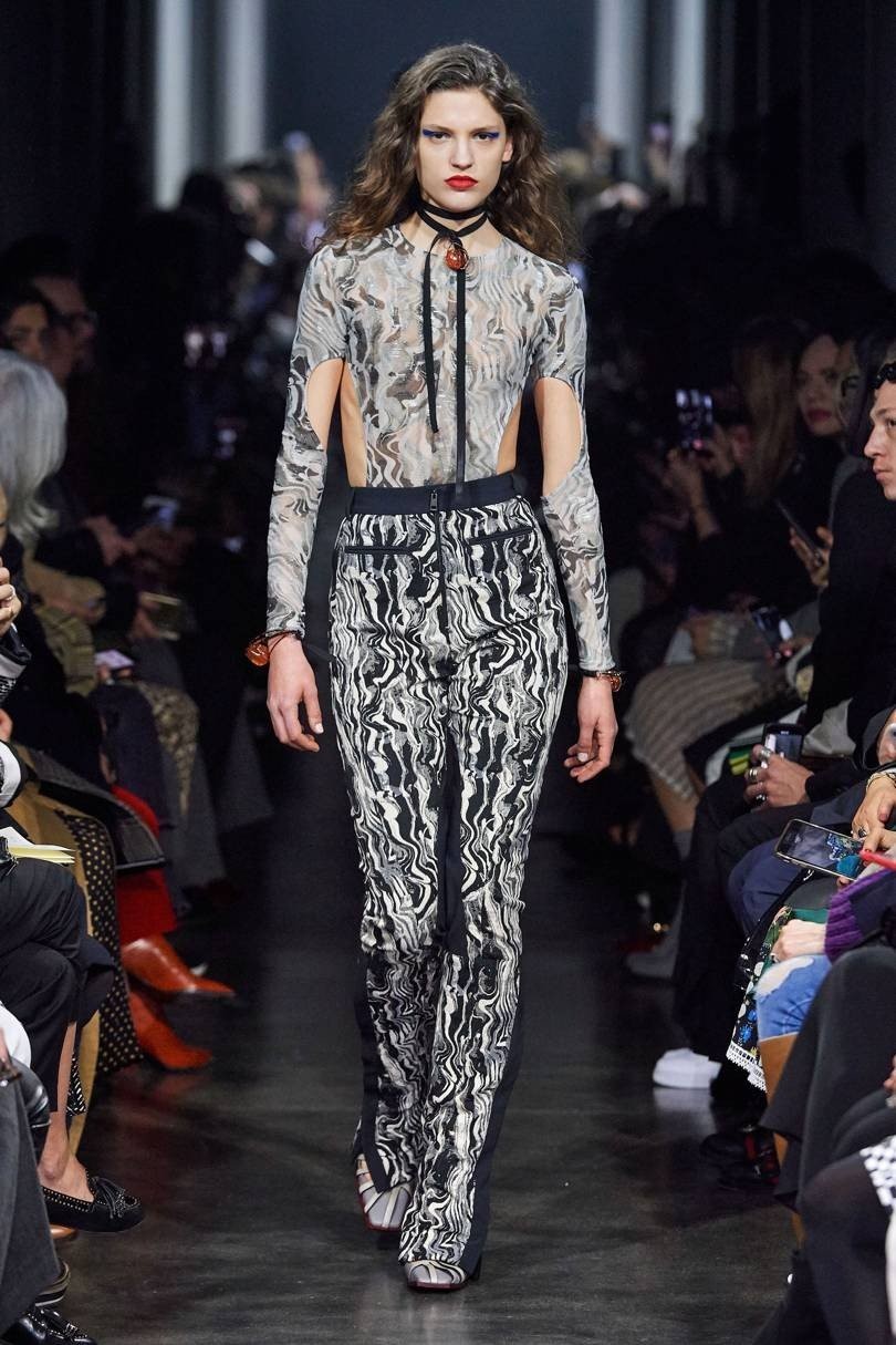 Paris Fashion Week: Τα shows που αγαπήσαμε και όσα δε μας ενθουσίασαν- Φωτογραφία 10