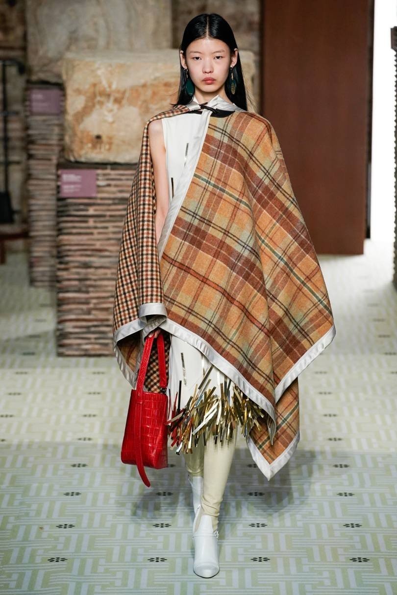 Paris Fashion Week: Τα shows που αγαπήσαμε και όσα δε μας ενθουσίασαν- Φωτογραφία 3