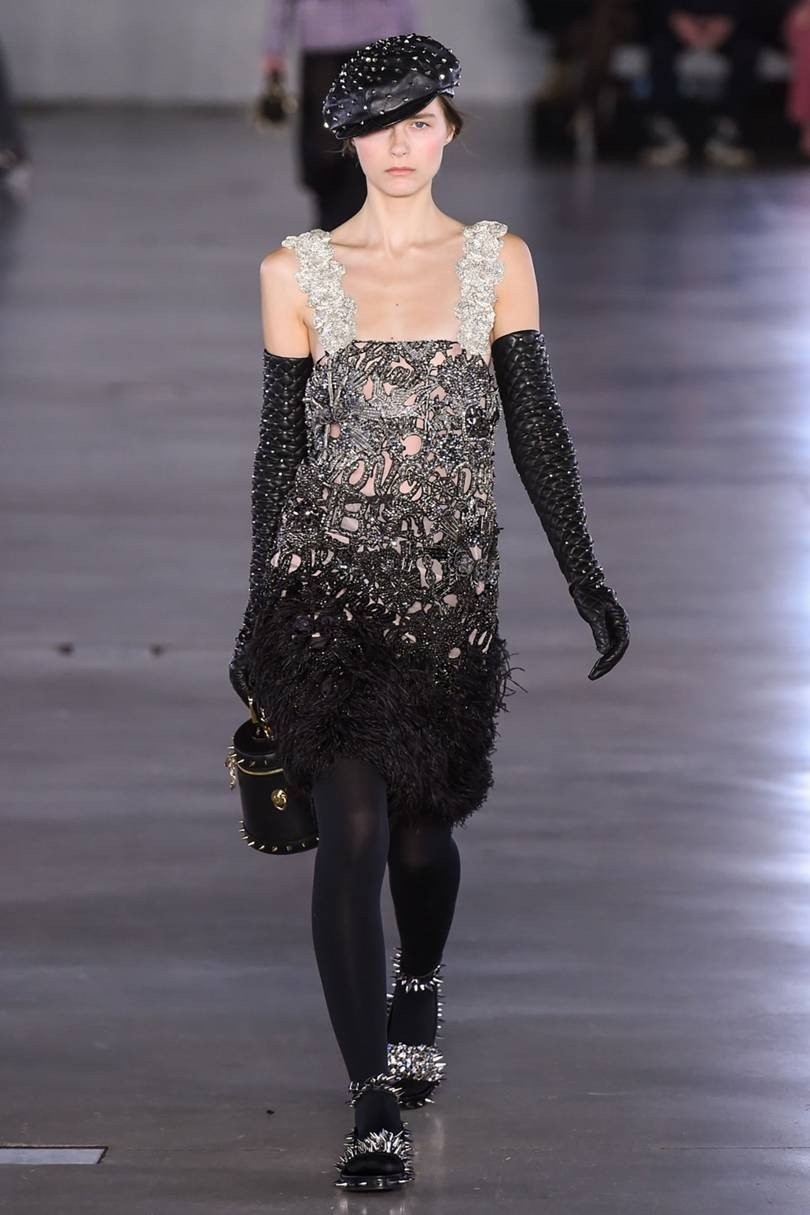 Weekend update: Τα shows που ξεχωρίσαμε στην Εβδομάδα Μόδας του Παρισιού -part 1- Φωτογραφία 2