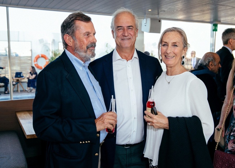 Λαμπεροί καλεσμένοι στο επίσημο λανσάρισμα του A Magic Cabinet- Φωτογραφία 9