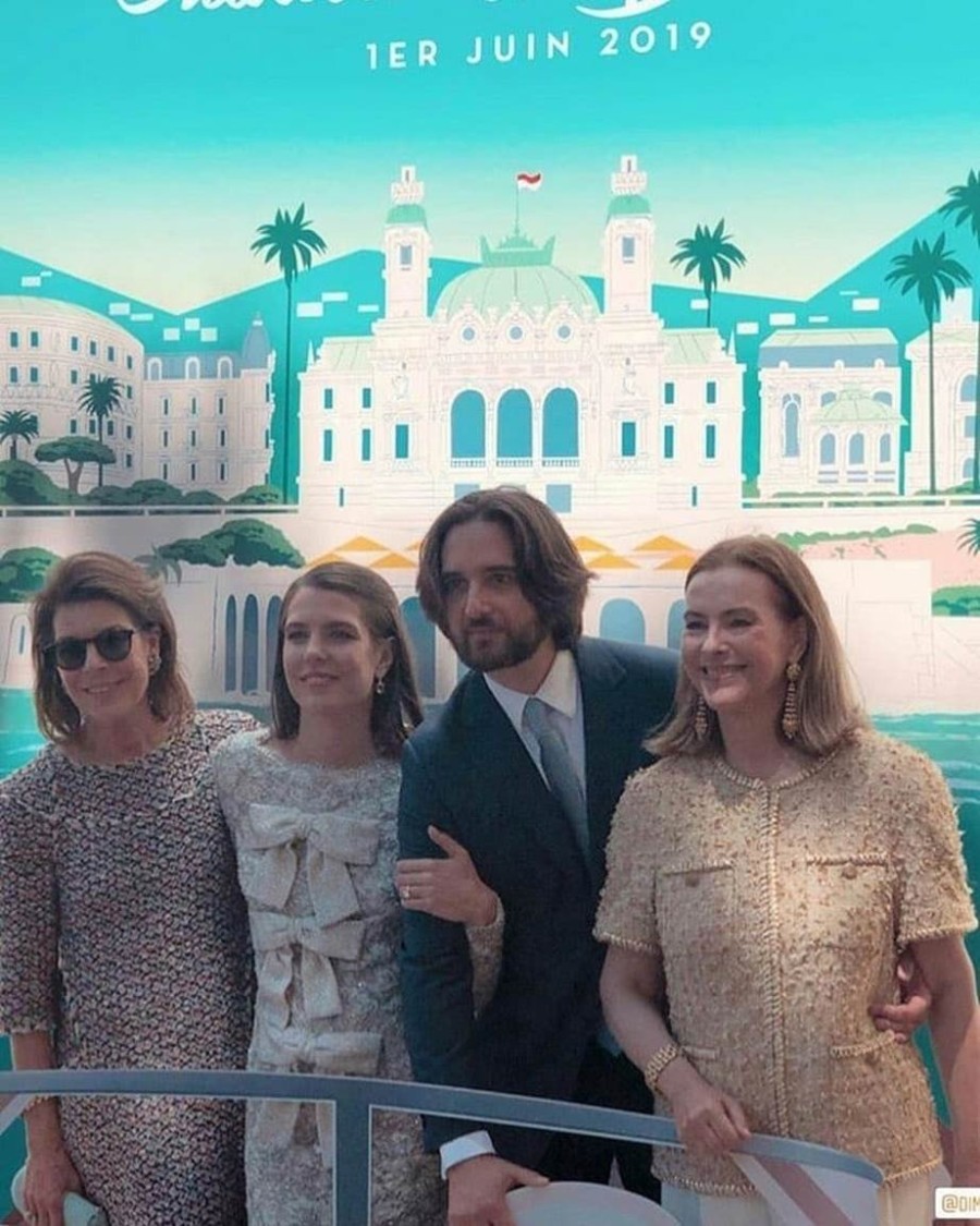 Charlotte Casiraghi: Ο λαμπερός γάμος της εγγονής της Grace Kelly στη Γαλλική Ριβιέρα- Φωτογραφία 4