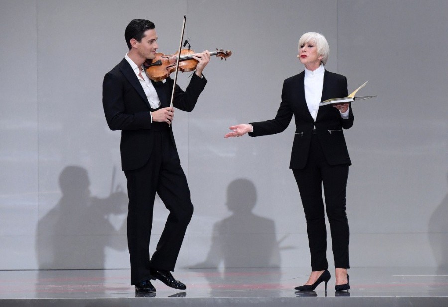 Ο φόρος τιμής στον Karl Lagerfeld και όλη η αλήθεια για την πώληση του οίκου Chanel - Φωτογραφία 10