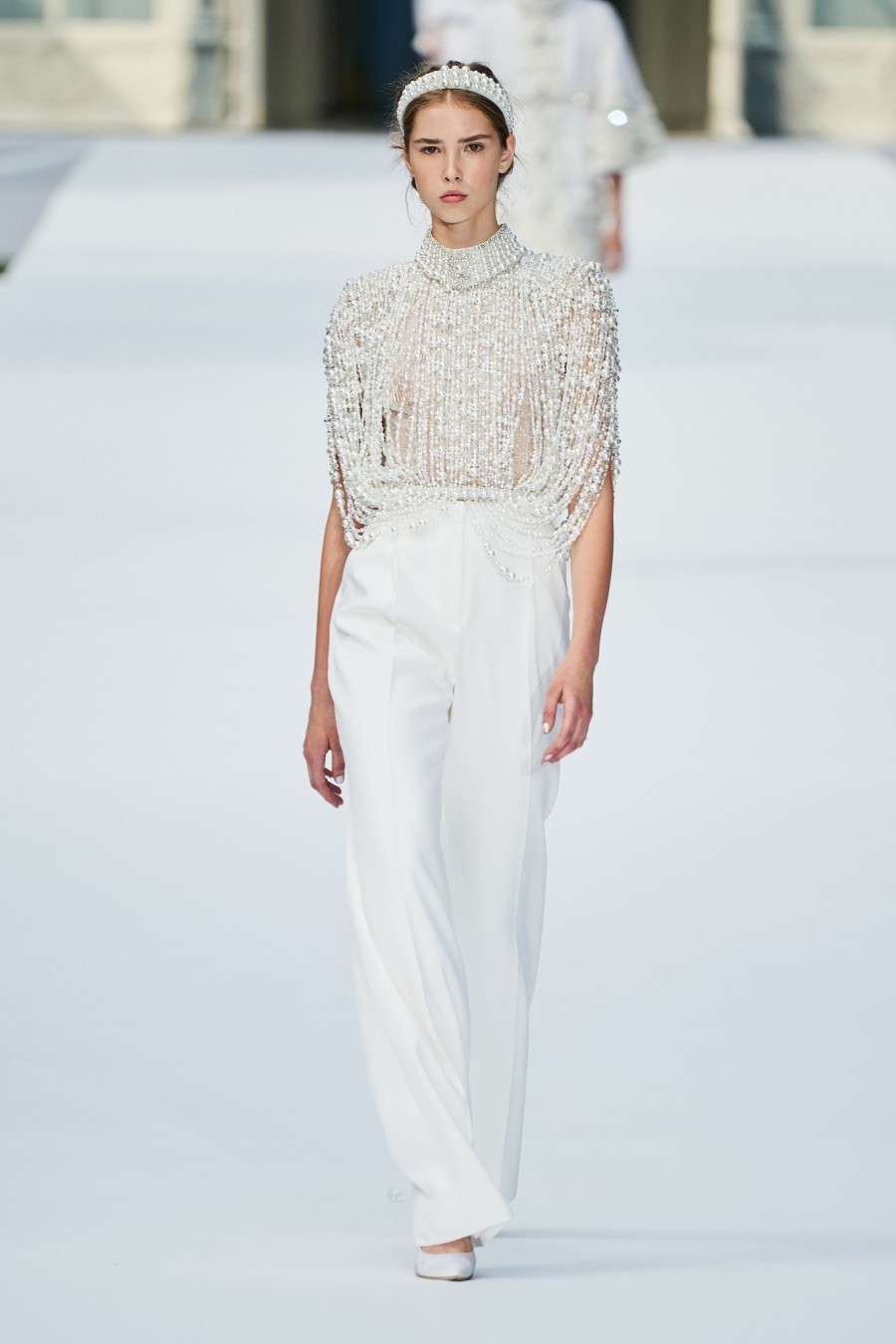 Paris Haute Couture Fashion Week: Dior, Schiaparelli κι ό,τι άλλο ξεχωρίσαμε από τα χθεσινά shows- Φωτογραφία 15