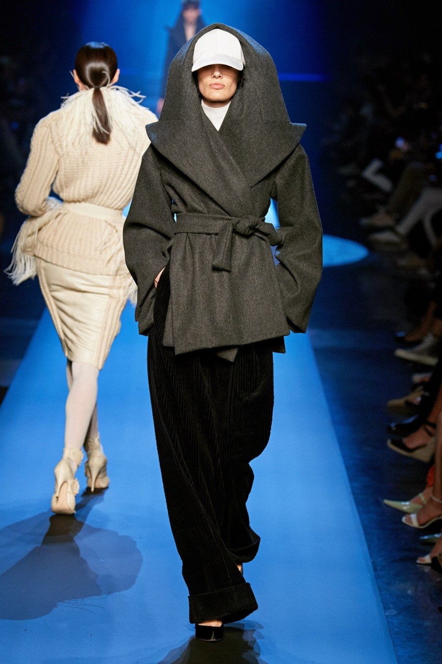 Paris Haute Couture Fashion Week: Έκλεισε με τα πιο εντυπωσιακά shows που λάτρεψε το instagram- Φωτογραφία 10