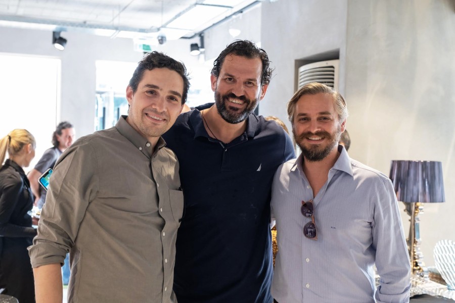 Η Kartell γιορτάζει 70 χρόνια πρωτοπορίας στο interior design μ' ένα νέο flagship store στην Αθήνα- Φωτογραφία 10