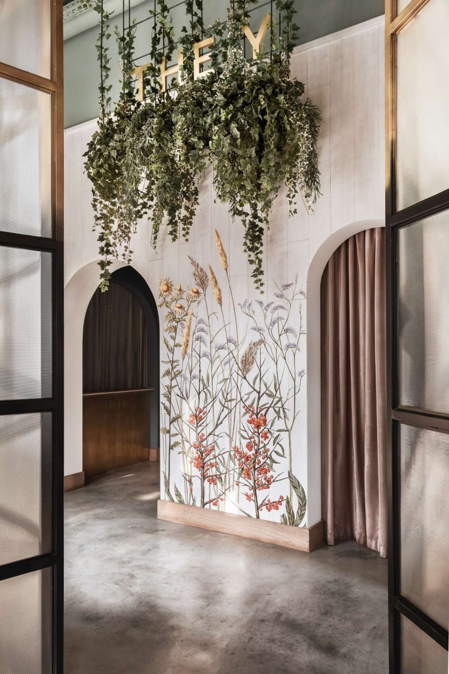 Ένα μαγικό εστιατόριο στη Μόσχα εμπνευσμένο από τις ταινίες του Wes Anderson- Φωτογραφία 6