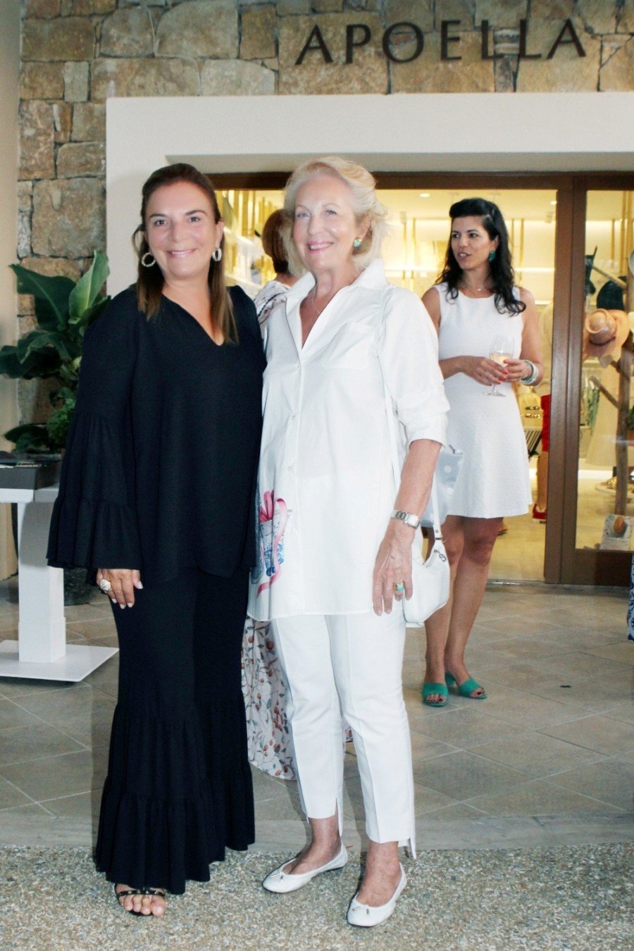 Το super καλοκαιρινό cocktail party της Apoella στο Sani Resort- Φωτογραφία 3