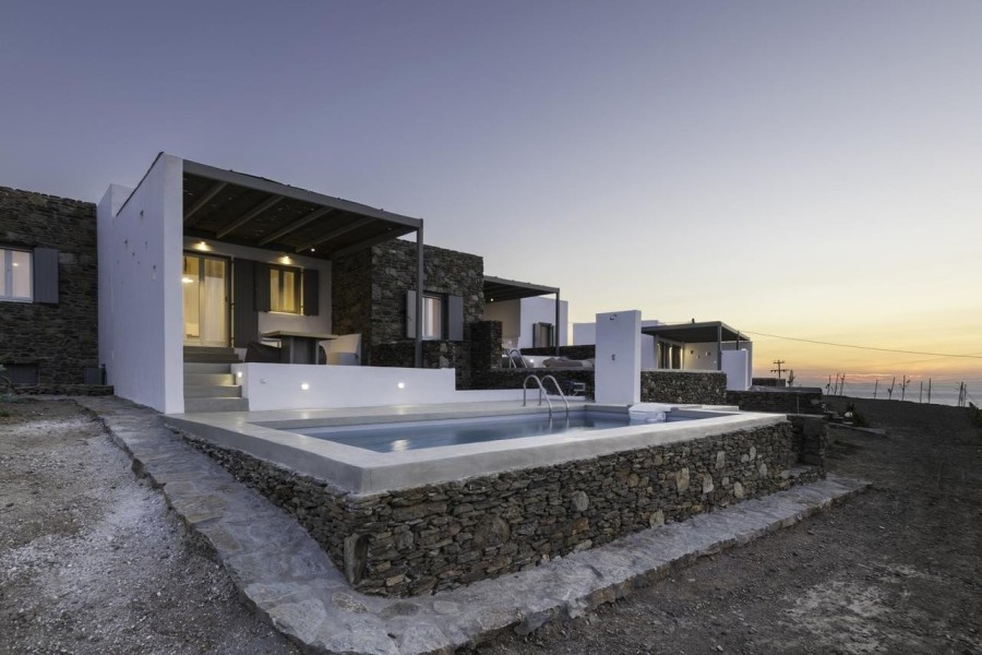 Κύθνος: Με την απλότητα και την ατόφια ομορφιά της θα σας κερδίσει- Φωτογραφία 1