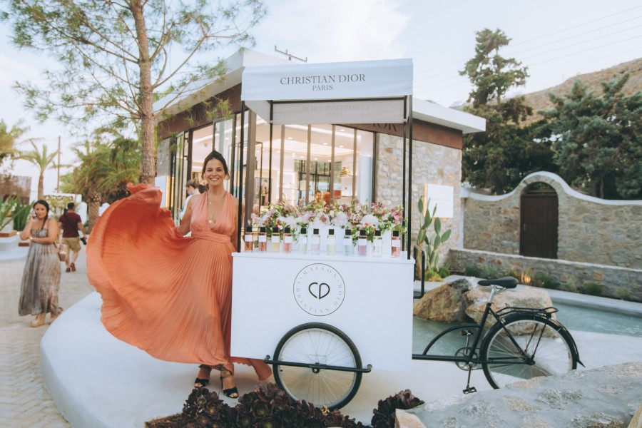 Το πρώτο pop-up store Maison Christian Dior παγκοσμίως άνοιξε στη Μύκονο- Φωτογραφία 2