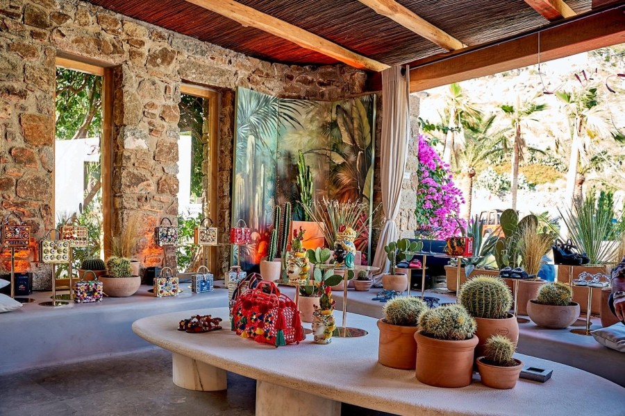 Mykonos Fashion Report: Μόδα και Lifestyle στο πλέον αγαπημένο νησί των celebrities- Φωτογραφία 2