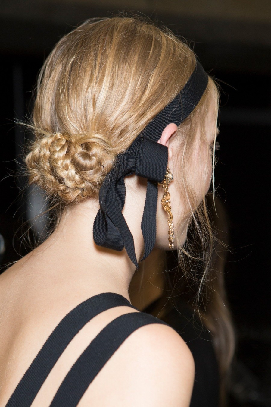 Γύρω από το πρόσωπο