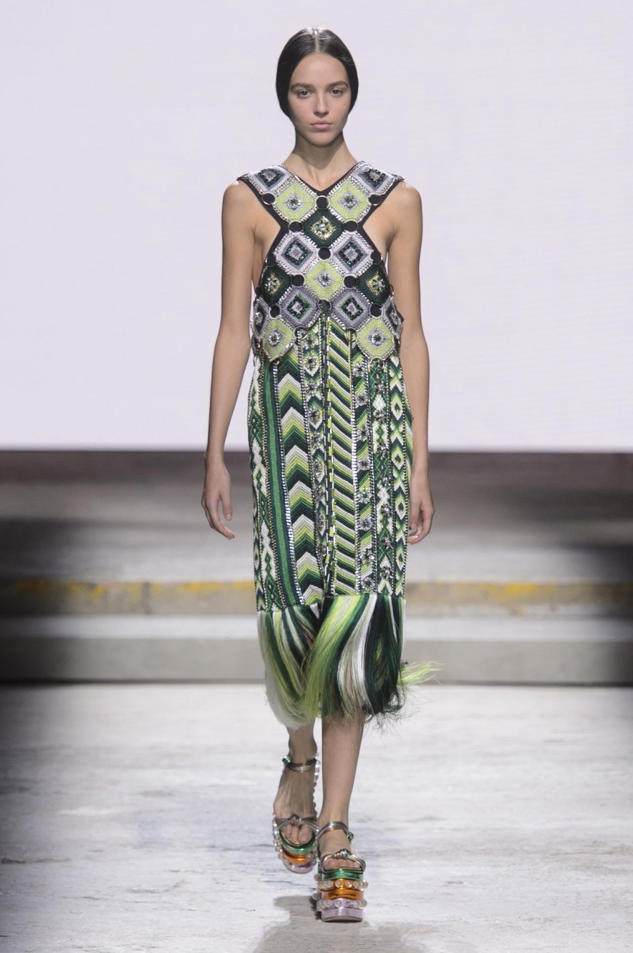 Mary Katrantzou: Η Ελληνίδα στην οποία υποκλίνεται η διεθνής μόδα - Φωτογραφία 4