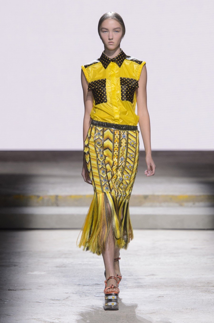 Mary Katrantzou: Η Ελληνίδα στην οποία υποκλίνεται η διεθνής μόδα - Φωτογραφία 5