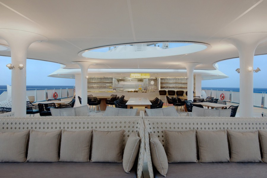 Ένα πολυτελές κρουαζιερόπλοιο που σαλπάρει για τα νησιά Γκαλαπάγκος- Φωτογραφία 2