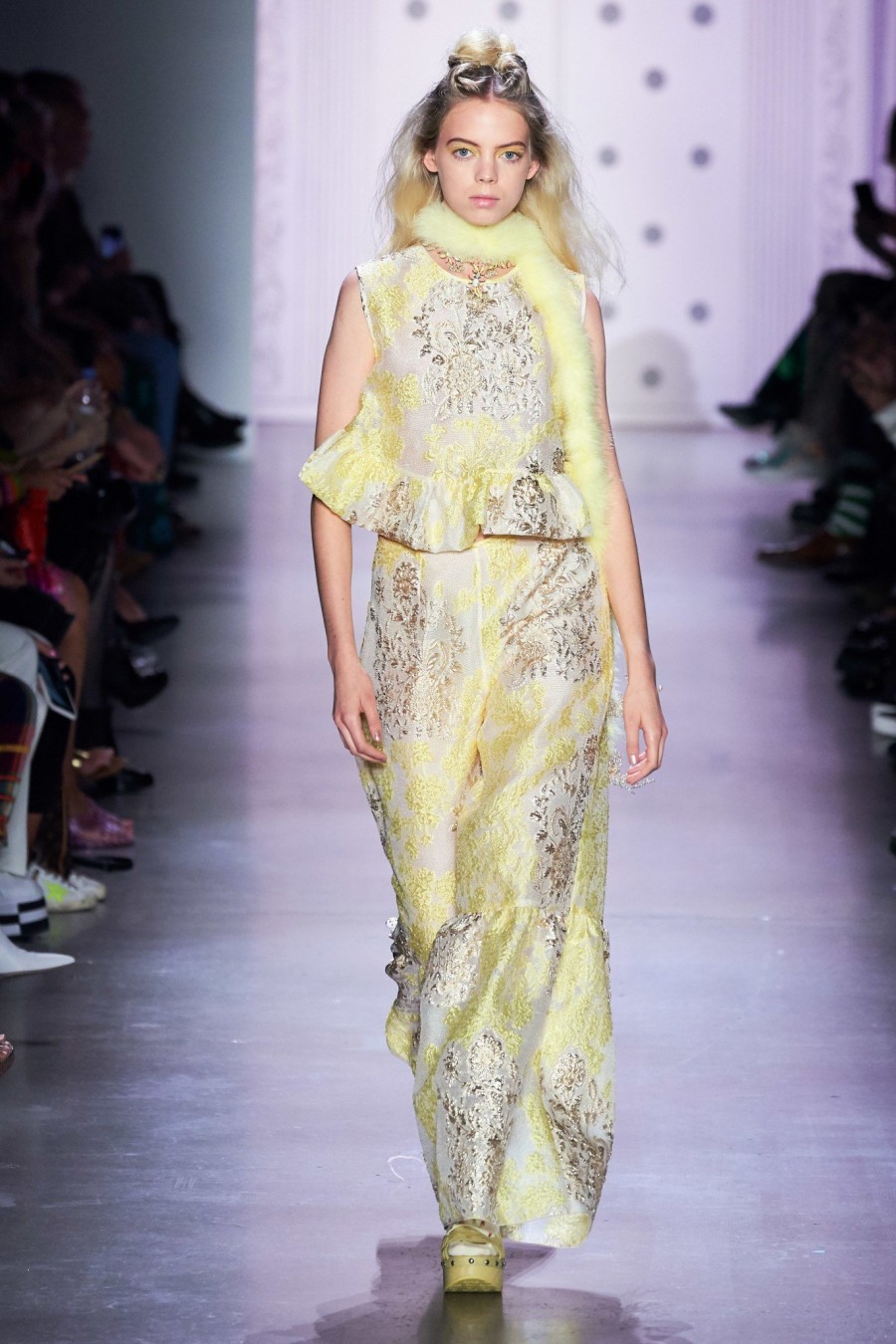 New York Fashion Week: Τα λαμπερά shows συνεχίζονται δυναμικά- Φωτογραφία 10