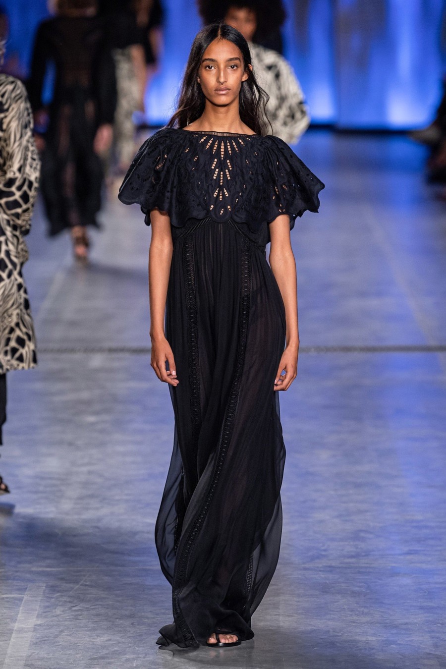 Fashion Week Update: η εβδομάδα μόδας στο Μιλάνο ξεκίνησε δυναμικά- Φωτογραφία 11