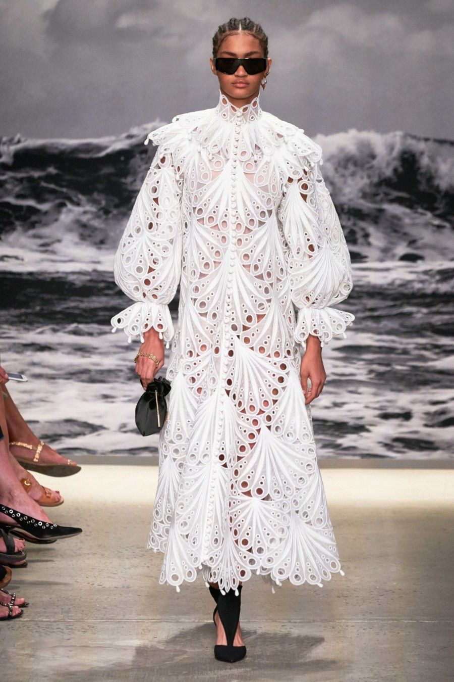 New York Fashion Week: Τα λαμπερά shows συνεχίζονται δυναμικά- Φωτογραφία 18