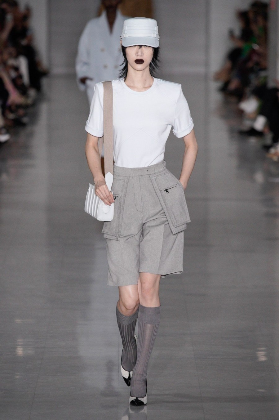 Fashion Week Update: η εβδομάδα μόδας στο Μιλάνο ξεκίνησε δυναμικά- Φωτογραφία 1