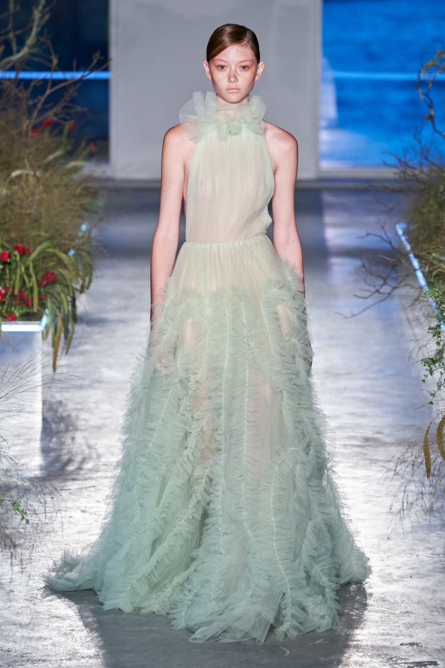 New York Fashion Week: Τα πιο φαντασμαγορικά looks που ξεχωρίσαμε μέχρι στιγμής- Φωτογραφία 12