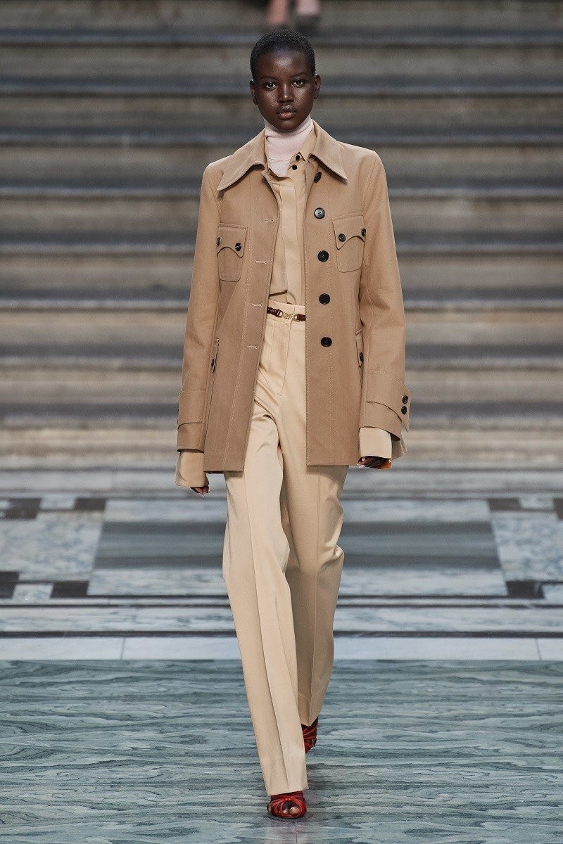 Δυναμική έναρξη της London Fashion Week με το απίστευτο show της Victoria Beckham - Φωτογραφία 9