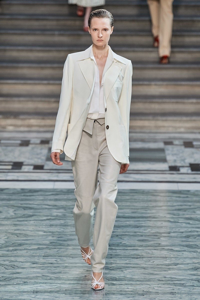 Δυναμική έναρξη της London Fashion Week με το απίστευτο show της Victoria Beckham - Φωτογραφία 10