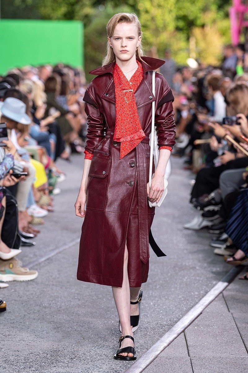 New York Fashion Week: 3 fashion shows που λατρέψαμε και όσα δε μας κέρδισαν- Φωτογραφία 4