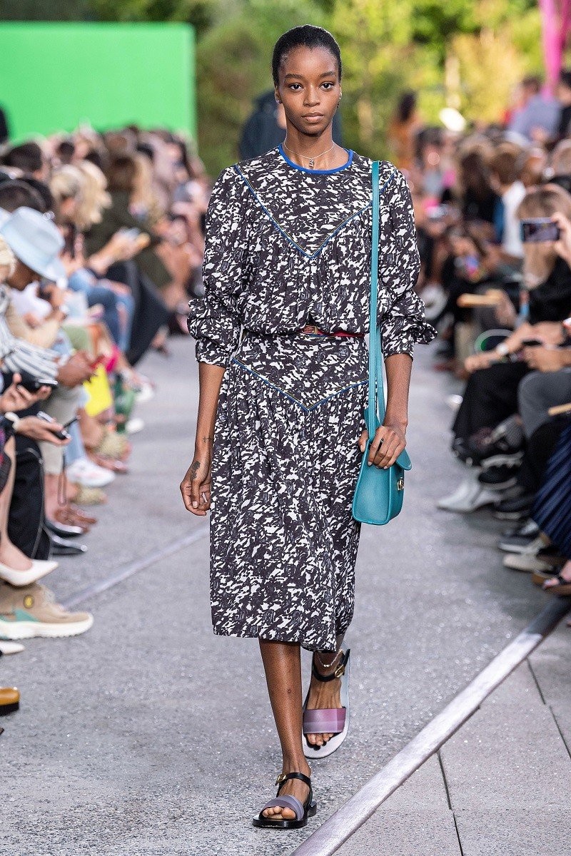 New York Fashion Week: 3 fashion shows που λατρέψαμε και όσα δε μας κέρδισαν- Φωτογραφία 3